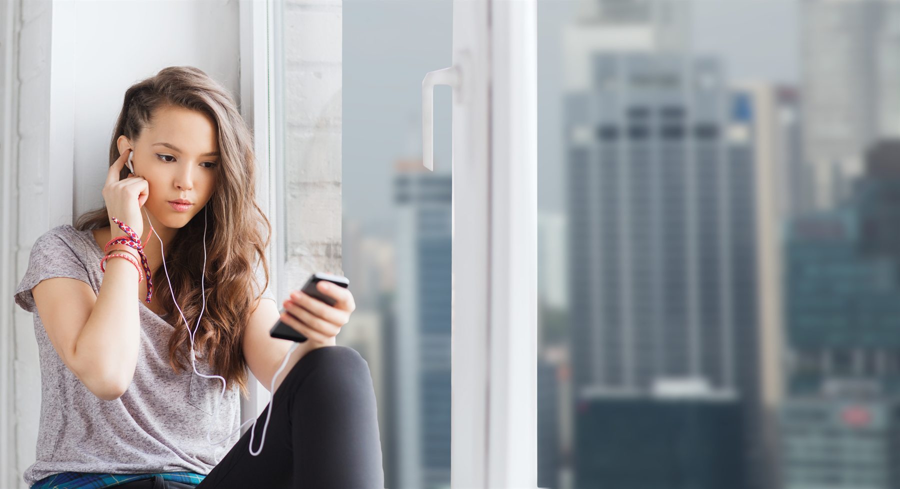 Mobile investor platform and digital operations context